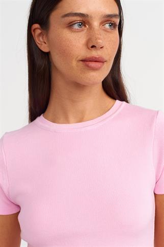 SIFIR YAKA KISA KOLLU TOZ PEMBE KADIN T-SHİRT 10357-2Y5