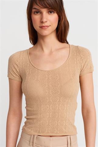 KISA KOLLU DANTEL DOKULU BEJ KADIN BLUZ 10755-2Y5