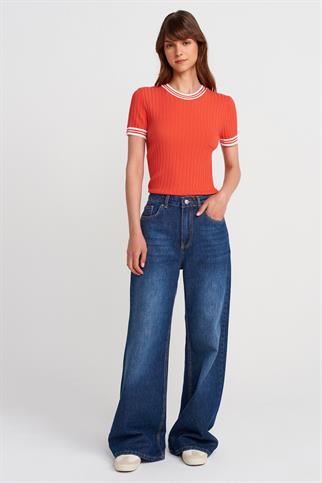 BİSİKLET YAKA İNCE ÇİZGİLİ TRİKO KIRMIZI EKRU KADIN BLUZ 10765-2Y5