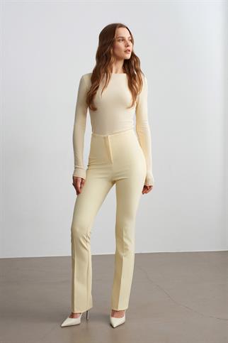 Kayık Yaka Kaşmirli Ultra Hafif Triko Kazak-Açık Sarı 10840-2Y6