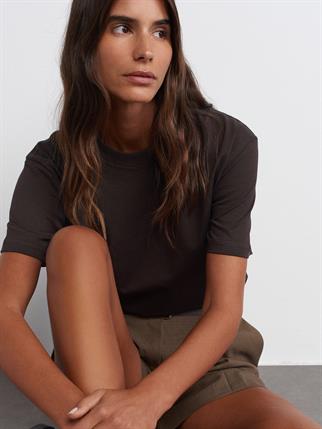 30312-2K6 DİLVİN TSHIRTK.KAHVE