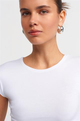 KISA KOLLU BEYAZ KADIN CROP 30528-2Y5