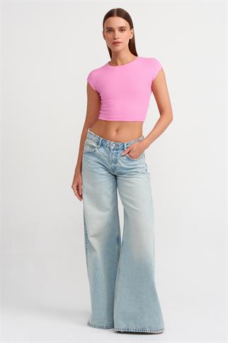 KISA KOLLU PEMBE KADIN CROP 30528-2Y5