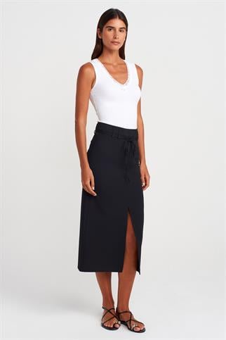 DANTEL DETAYLI KOLSUZ BEYAZ  KADIN CROP 31778-2Y5