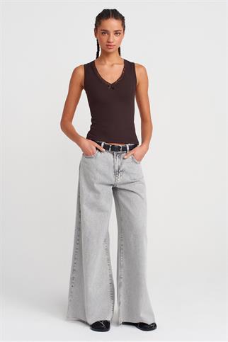 DANTEL DETAYLI KOLSUZ KAHVE KADIN CROP 31778-2Y5