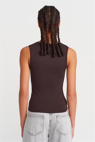 DANTEL DETAYLI KOLSUZ KAHVE KADIN CROP 31778-2Y5