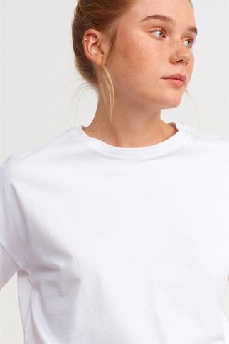 BİSİKLET YAKA KISA KOLLU BEYAZ KADIN T-SHİRT 3683-2Y5