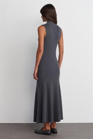 Dik Yaka Fitilli Kolsuz Füme Kadın Triko Elbise 90234-2K5