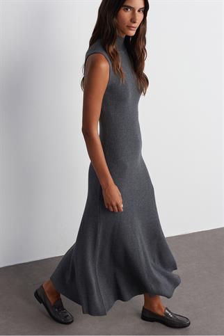 Dik Yaka Fitilli Kolsuz Füme Kadın Triko Elbise 90234-2K5