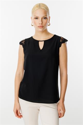 Dantel Detaylı Kolsuz Siyah Kadın  Bluz 3058-2Y5