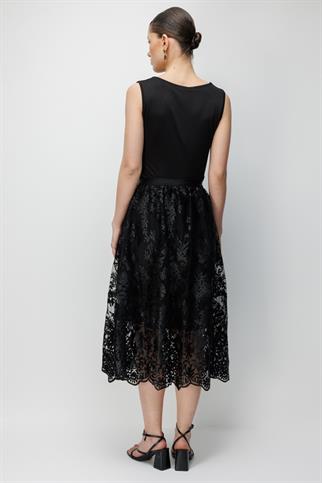 Çiçek Nakışlı Midi Etek Siyah 3922-2Y6