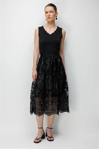 Çiçek Nakışlı Midi Etek Siyah 3922-2Y6