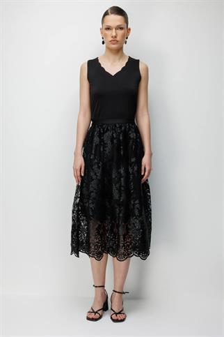 Çiçek Nakışlı Midi Etek Siyah 3922-2Y6