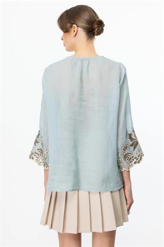 ÖNÜ İŞLEMELİ KETEN MAVİ  KADIN BLUZ 3934-2Y5