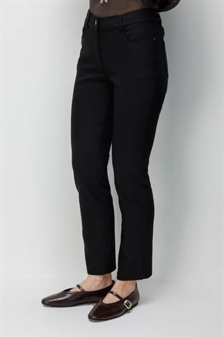 Beş Cep Dar Paça Pantolon Siyah 4032-2Y6