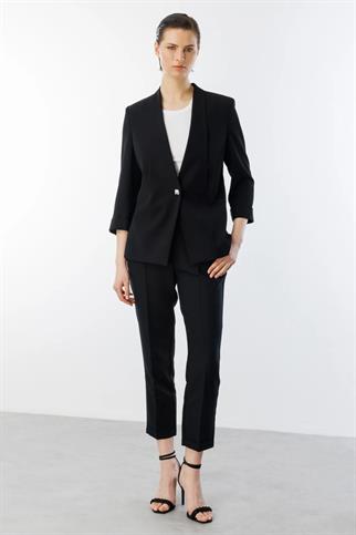 TEK DÜĞME DUBLE KOL SİYAH KADIN CEKET  4218-2Y5 