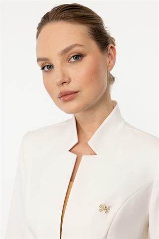 Dik Yaka Cepli Ekru Kadın Ceket 5146-2Y4