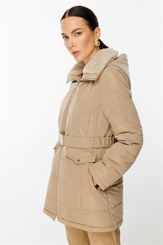 Ekol Parlak Görünümlü Taş Kadın Kaban 7581-2K5