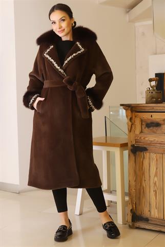 TAŞ İŞLEMELİ KÜRKLÜ KAHVE KADIN KABAN 7125-2K5