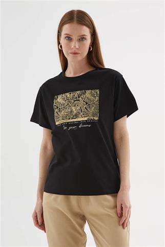 SIFIR YAKA KISA KOLLU BASKILI SİYAH KADIN T-SHİRT 0062-2Y5