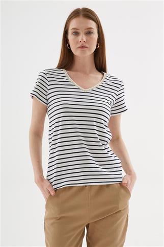 YAKASI İŞLEMELİ LACİ KADIN T-SHİRT 0478-2Y5