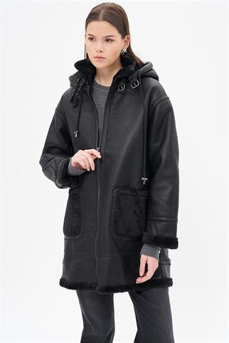 DİK YAKA SUNİ DERİ SİYAH KADIN KABAN 17017-2K5