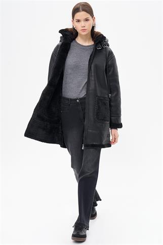 DİK YAKA SUNİ DERİ SİYAH KADIN KABAN 17017-2K5