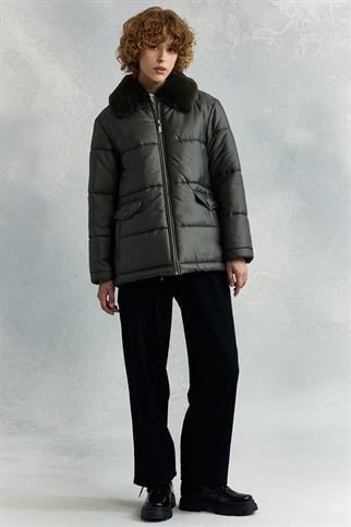 Kaz Tüyü Dolgulu Kapüşonlu Haki  Kadın Mont  87008-2K5