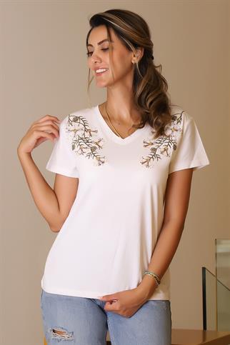 OMUZLARI İŞLEMELİ BEYAZ KADIN T-SHİRT  63-2Y5