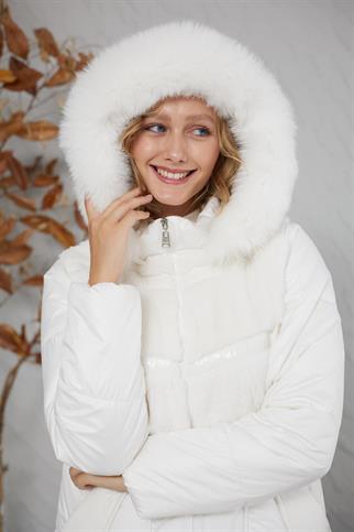 RUGAN ŞERİTLİ KÜRKLÜ EKRU KADIN KABAN  MB18.69-2K4