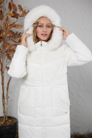 RUGAN ŞERİTLİ KÜRKLÜ EKRU KADIN KABAN  MB18.69-2K4