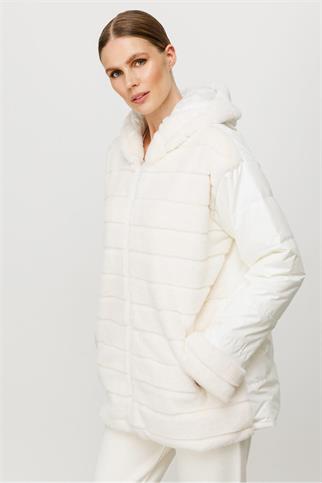 KÜRKLÜ VE KAPİTONELİ EKRU KADIN MONT  30195-2K5