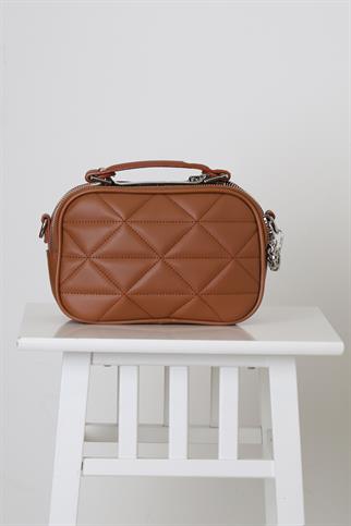 ZİNCİRLİ KAPİTONE ÇİFT GÖZLÜ TABA KADIN ÇANTA  1344-2K4