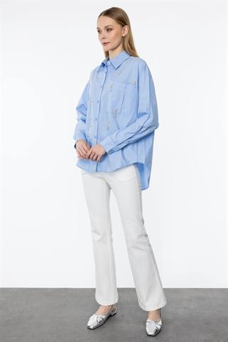 TAŞ İŞLEMELİ UZUN KOLLU MAVİ KADIN GÖMLEK 32392-2Y4