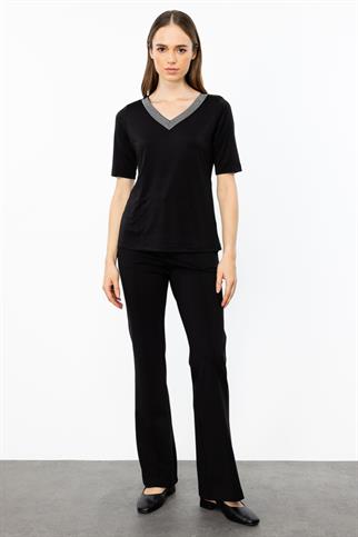 V Yaka Yakası Taşlı Siyah Kadın  Tişört 41396-2K5