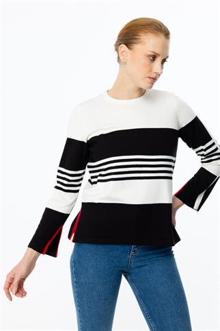 Çizgili Yırtmaç Detaylı Triko Siyah Kadın  Kazak 49324-2K5