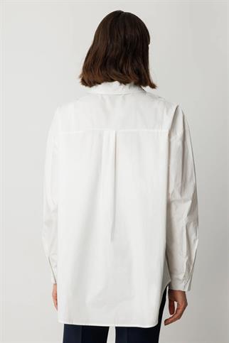 Boncuklu Kurdele Detaylı Beyaz Kadın Gömlek 50367-2Y5