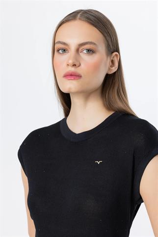 SIFIR YAKA KISA KOLLU SİYAH KADIN BLUZ  50403-2Y5