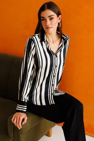 Desenli Saten Siyah Kadın Gömlek 54342-2Y5