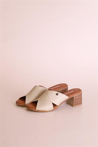 TOPUKLU ÇAPRAZ BANTLI BEJ KADIN TERLİK 7219-2Y4