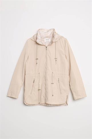 KAPÜŞONLU UZUN KOLLU TAŞ KADIN TRENÇKOT D87117-2Y5