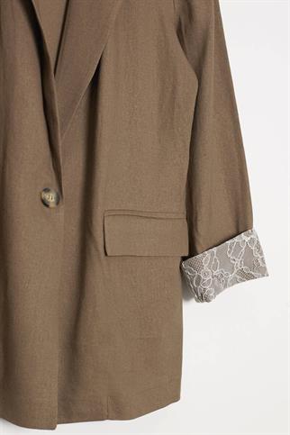 KATLAMALI KOL TEK DÜĞME KAHVE KADIN CEKET   D88940-2Y5