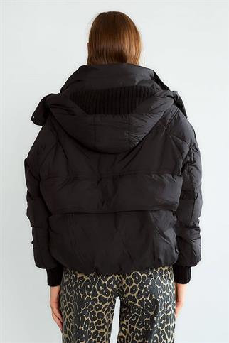 D99749-2K6 ROBİN MONT-SİYAH