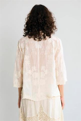 Çiçek İşlemeli Yarım Kol Naturel Kadın Gömlek M38948-2Y6