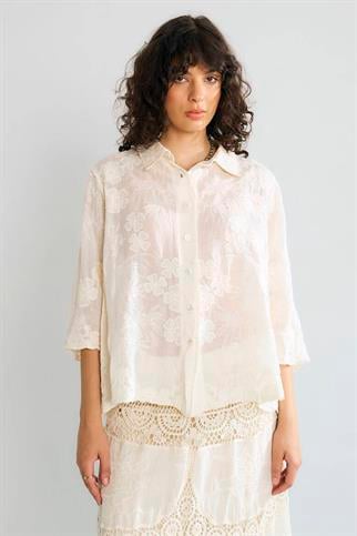 Çiçek İşlemeli Yarım Kol Naturel Kadın Gömlek M38948-2Y6
