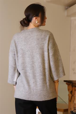 CEP DETAYLI ÖRGÜ GRİ KADIN KAZAK 22402-2K5