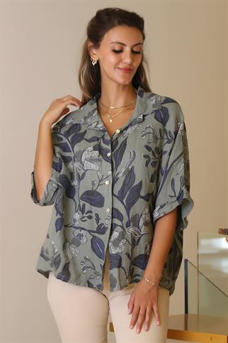 DESENLİ YARIM KOL HAKİ KADIN BLUZ  12540-2Y5