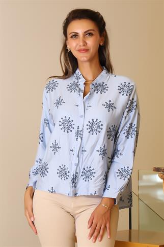 DİK YAKA İŞLEMELİ MAVİ  KADIN BLUZ 51029-2Y5