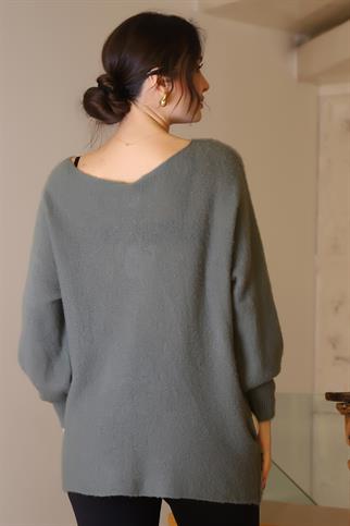 GENİŞ YAKA UZUN KOLLU  HAKİ KADIN KAZAK 818-2K5