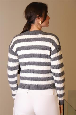 SIFIR YAKA ÇİZGİLİ SİYAH EKRU KADIN TRİKO KAZAK 5560-2K5